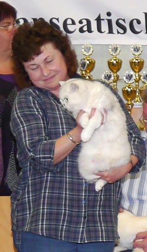 World Ch. Silver Bella vom Wahrberg